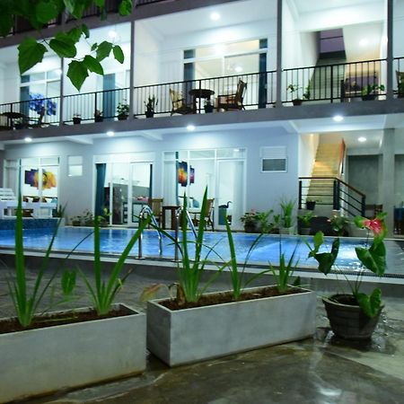 Di Sicuro Tourist Inn Hikkaduwa Kültér fotó