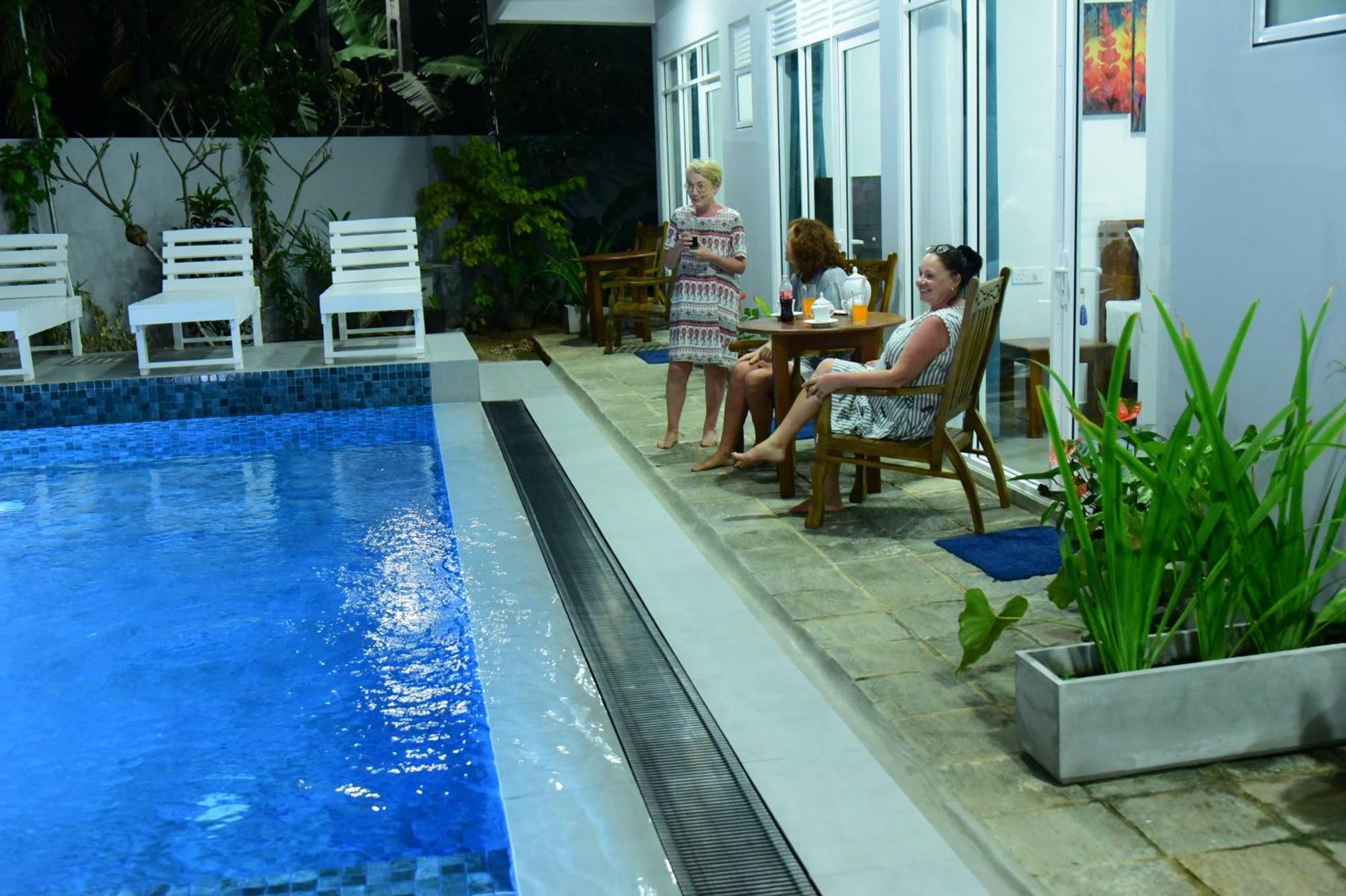 Di Sicuro Tourist Inn Hikkaduwa Kültér fotó