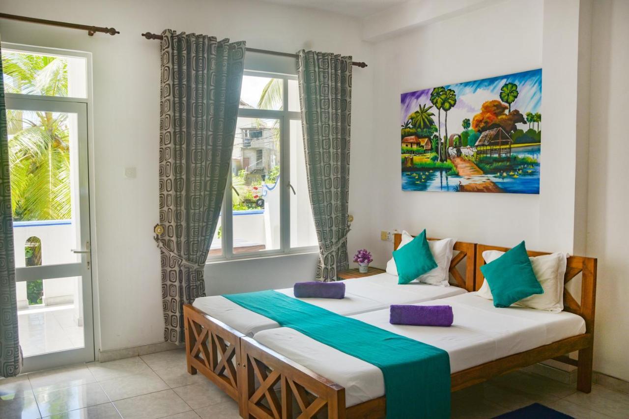 Di Sicuro Tourist Inn Hikkaduwa Kültér fotó