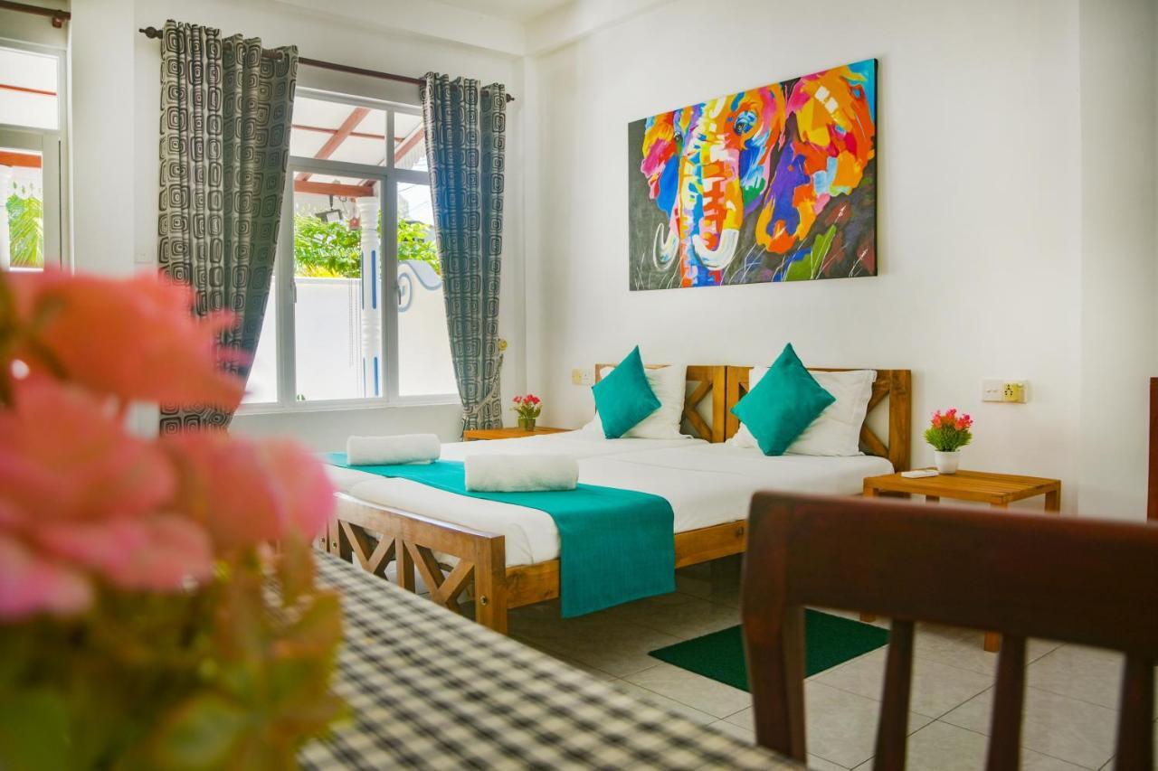 Di Sicuro Tourist Inn Hikkaduwa Kültér fotó